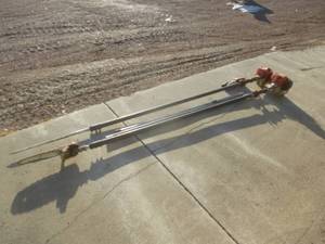lot 12 image: Stihl Pole Saws