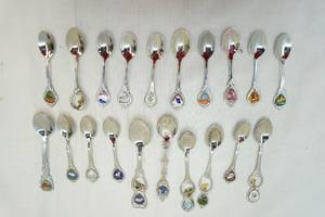 Souvenir spoons