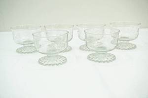 Dessert glasses