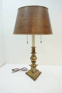 Table lamp