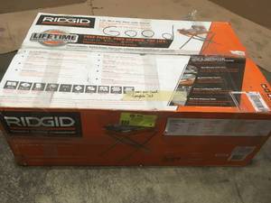 Ridgid 9 Amp Corded 7 in. Wet Tile Saw with Stand open box in like new condition