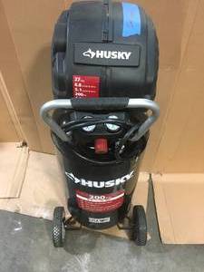 Husky 27 Gal Air Compressor in good condition see pictures