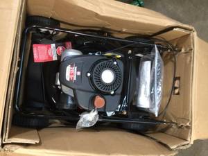 Yard Machines 140cc OHV 21-Inch 2-in-1 Push Walk-Behind Gas Powered Lawn Mower open box see pictures
