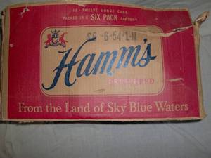 Hamms 1954 beer case. Fairly rough but has potential. As shown.