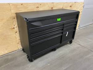 lot 65 image: HUSKY 80 10-Drawer Rolling Cabinet