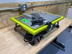 lot 69 image: RYOBI 7 in. 4.8 Amp Tile Saw