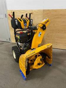 lot 51 image: CUB CADET 3X 26 in. 357 cc Three-Stage Gas Snow Blower with Electric Start and Steel Chute, Power Steering and Heated Grips