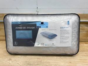 lot 83 image: MALOUF Z Cooling Gel Memory Foam Queen Pillow