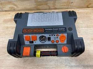 lot 97 image: BLACKDECKER 500-Watt Portable Power Station with 120 PSI Compressor, 12-Volt Outlet and USB Port (for parts or repair)