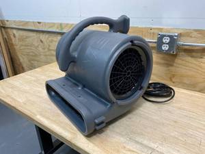 lot 103 image: B-AIR 12 HP Air Mover for Janitorial Water Damage Restoration Stackable Carpet Dryer Floor Blower Fan in Grey