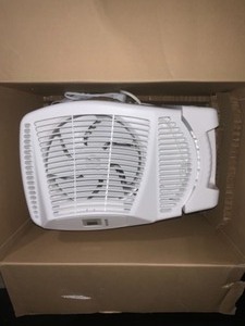 AIRCARE 3.6-GAL. EVAPORATIVE HUMIDIFIER FOR 3,600 SQ.FT. SEE PICTURES