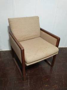 Westin Nielsen Upholstered Sitting Chair