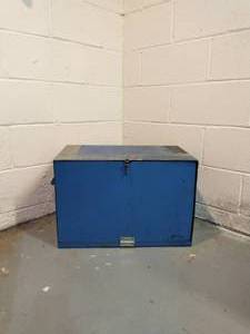 Tools Chest Organizer And Torch