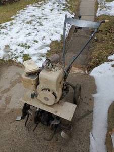 Briggs &Stratton Easy- Spin Starting Tiller