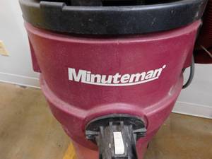 lot 4 image: Commercial Minuteman Vacuum