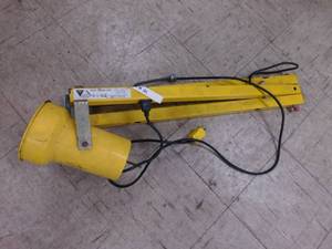 lot 31 image: Dock Loading Light - Model # DL-60