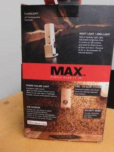 lot 59 image: NEW Max Light