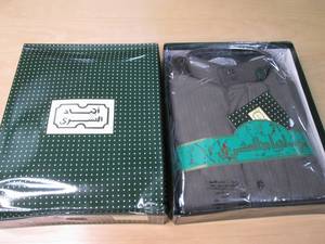 Mens button down, cuffed sleeve, dr...