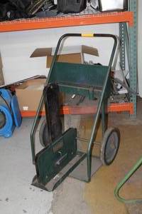 lot 303 image: Steel Welding Cart Dark Green 32Lx29Wx45H