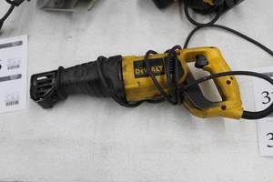 lot 329 image: DeWalt Reciprocating Saw 1-18 DW303M