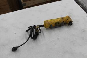 lot 344 image: DeWalt Right Angle Drill 38 DW160