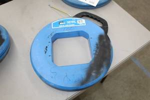 lot 385 image: Ideal Fish Tape 31-064 160L