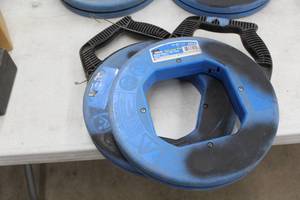 lot 405 image: Lot of (2) Ideal Tuff Grip Fish Tape 240L