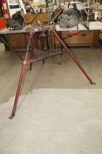 lot 481 image: Ridgid Tristand No. 450 18 to 5 53Lx48Wx35H