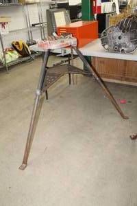 lot 482 image: Ridgid Tristand No. 450 18 to 5 53Lx48Wx35H