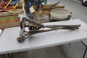 lot 493 image: Ridgid Tristand No. 450 18 to 5 53Lx48Wx35H