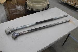 lot 509 image: Lot of (2) Greenlee Pipe Bender No. 512 34, No. 508 12