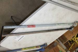lot 533 image: Lot of (2) Greenlee Pipe Bender No. 512 34