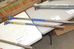 lot 532 image: Lot of (2) Greenlee Pipe Bender No. 512 34, No. 508 12