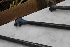 lot 552 image: Greenlee Pipe Bender No. 518 1