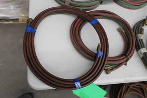lot 609 image: Lot of (2) Compressed Gas Hose