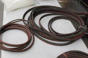 lot 605 image: Lot of (2) Compressed Gas Hose