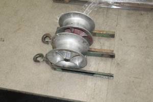 lot 624 image: Lot of (2) Industrial Pulley 5Wx 10-12D  with Greenlee No. 653 24 Hook-Type Cable Sheave (x2), Pin (x1)