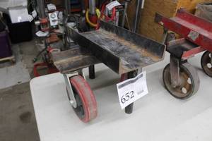 lot 652 image: Industrial Roller Assembly 18Lx18Wx14H