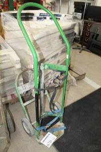 lot 670 image: Welding Dolly 2-wheel Green 17-12Wx14Dx48H