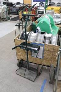 lot 675 image: Welding Dolly 2-wheel 1-Shelf Green 21Wx13Dx47H  with Tank Chain