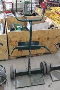 lot 680 image: Welding Dolly 2-wheel 1-Shelf Green 26Wx16Dx48H  with Tank Chain