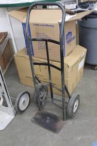 lot 694 image: Hand Truck 2-wheel Blue 19Wx18Dx46H