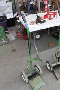 lot 701 image: Welding Dolly 2-wheel Green 12Wx14Dx22H