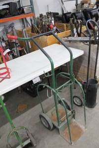 lot 703 image: Welding Dolly 2-wheel Green 17Wx21Dx50H