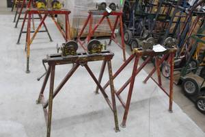 lot 721 image: Lot of (2) Pipe Stand 27Lx22Wx32-12H
