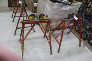 lot 720 image: Lot of (2) Pipe Stand 27Lx22Wx32-12H