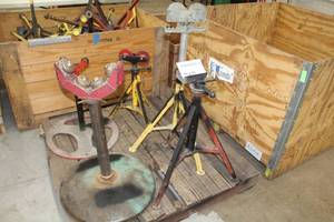 lot 717 image: Lot of (5) Pipe Stand