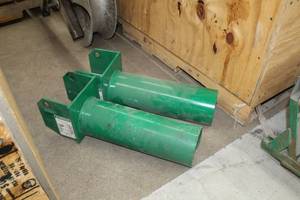 lot 628 image: Lot of (2) Greenlee Industrial Cable Feeding Sheave 5 441