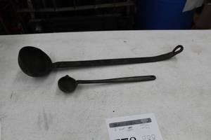 lot 778 image: Lot of (2) Vintage Cast Iron Smelting Ladle