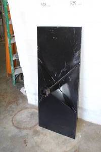 lot 525 image: 48 Receiver Plate (Skid Steer Attachment)